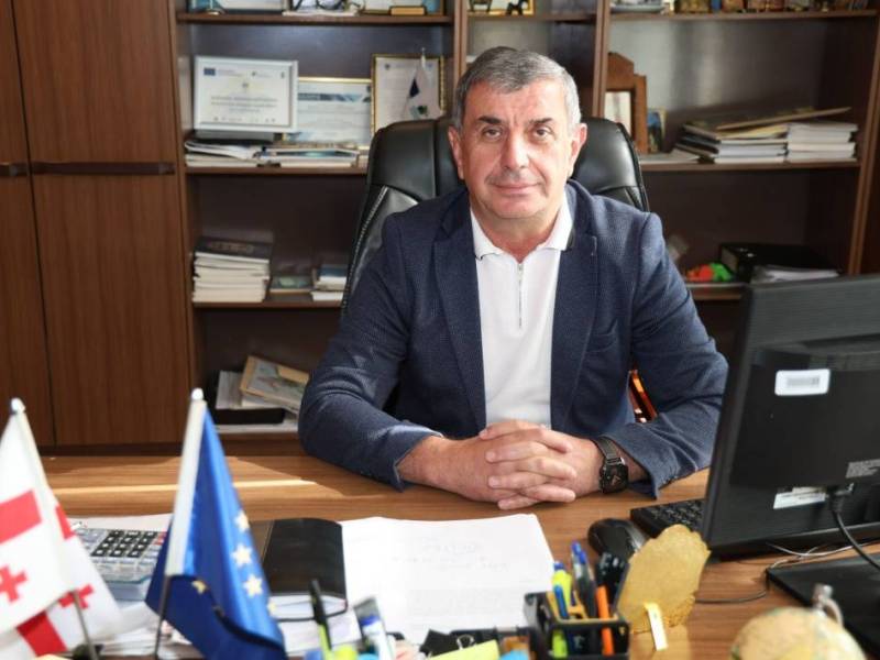 დღეს სწავლა განახლდა საქართველოს საგანმანათლებლო დაწესებულებებში